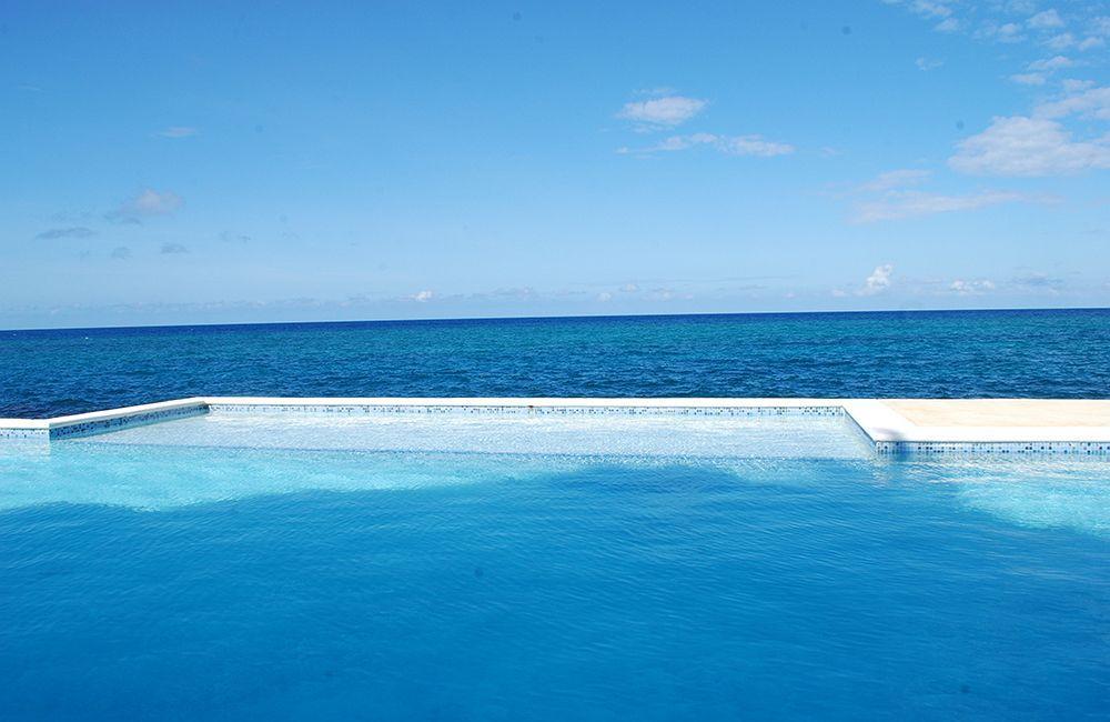 Whispering Seas Jamaica Apartman Ocho Rios Kültér fotó